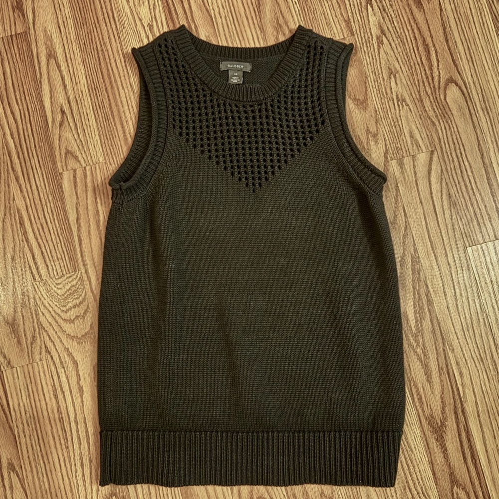 Halogen Black Sleeveless Sweater NWOT